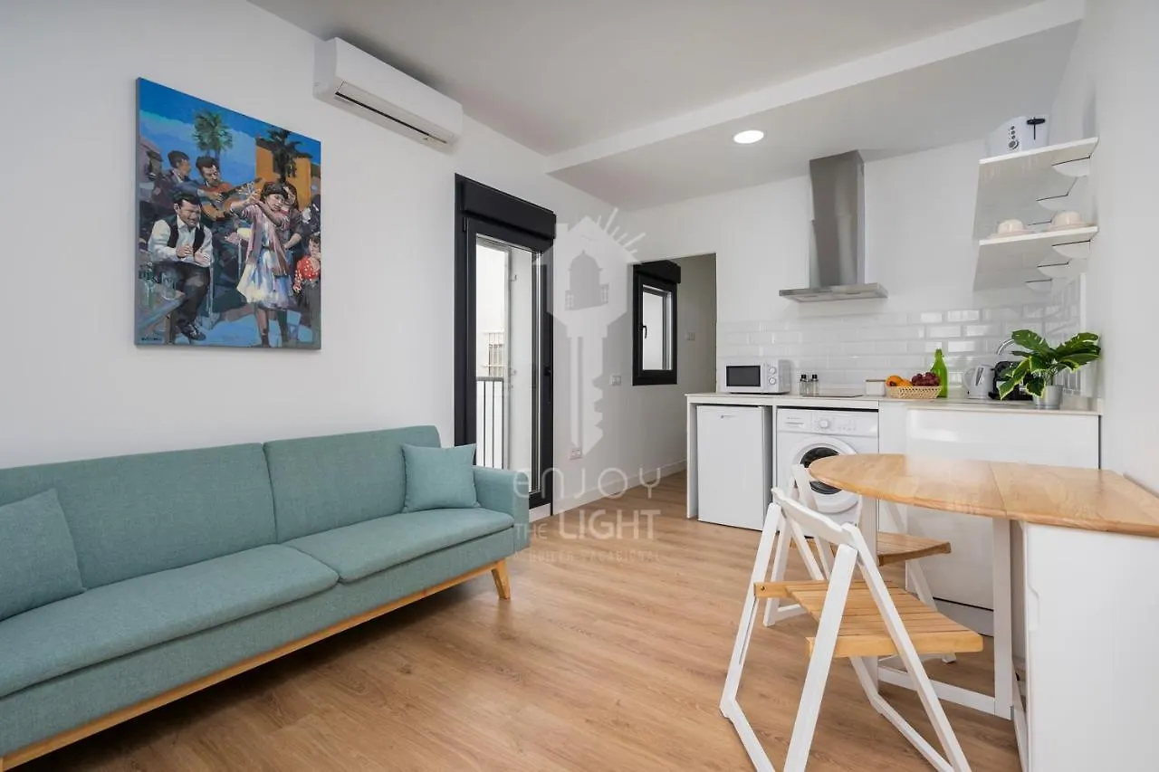 ÁTICO SAN ISIDRO  Apartamento Cádiz