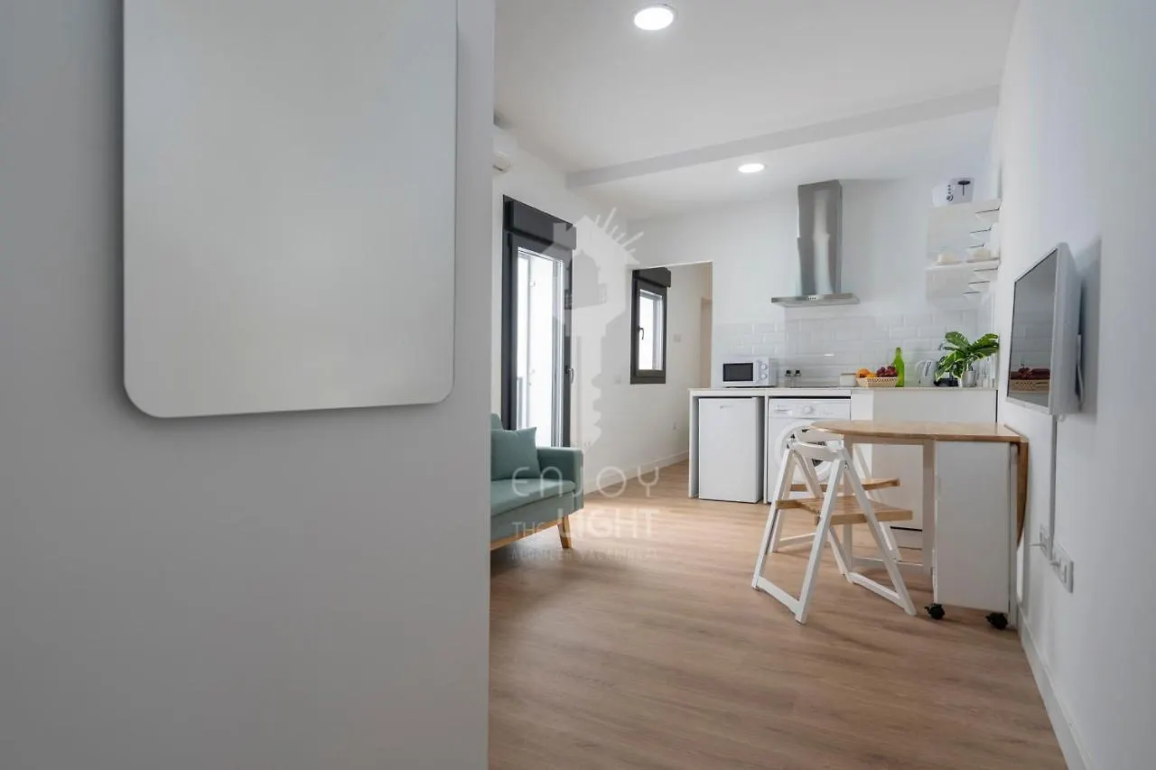 ÁTICO SAN ISIDRO  Apartamento Cádiz